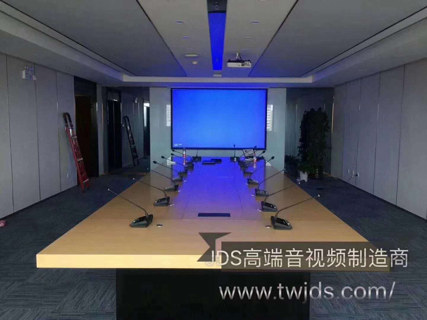 北京天恒置业8层会议中心